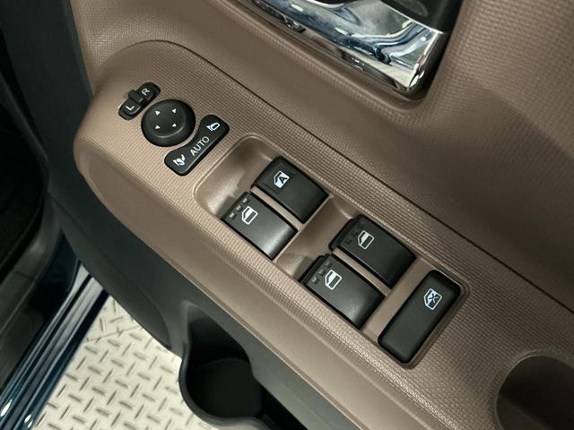 ムーヴキャンバスセオリーＧ　両側電動スライド　シートヒーター　スマートキー走行無制限１年保証　両側電動スライドドア　前後コーナーセンサー　シートヒーター　ホットカップホルダー　オートハイビーム　ＬＥＤヘッドライト　オートブレーキホールド　スマートキー　ＵＳＢチャージャー（兵庫県）の中古車