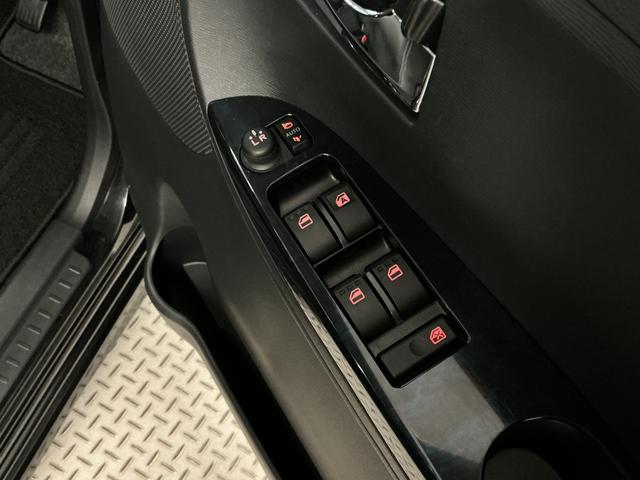 タントカスタムＸ　トップエディションＳＡIII　雹害車両　ナビＴＶ雹害車両　１年保証　ＥＴＣ　バックカメラ　ナビＴＶ　片側電動スライドドア　リアコーナーセンサー　運転席シートヒーター　ＵＳＢ接続　Ｂｌｕｅｔｏｏｔｈ　オートハイビーム　１４インチ純正アルミホイール（兵庫県）の中古車