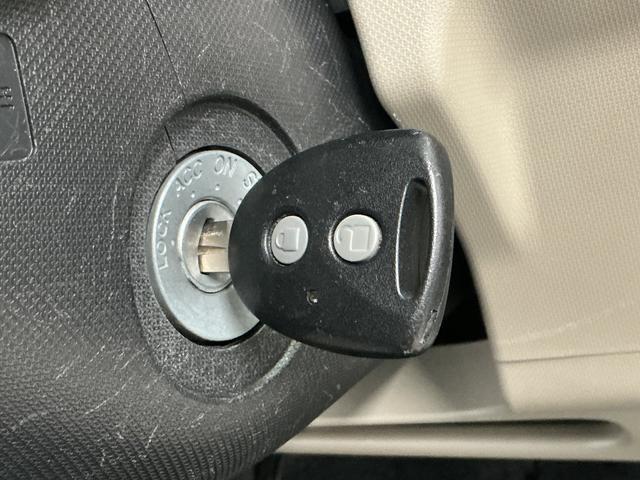 ムーヴＬ　ＳＡ　１オーナー　ＥＴＣ　アイドリングストップ　キーレス走行無制限１年保証　ワンオーナー　ＥＴＣ　アイドリングストップ　キーレスエントリー　横滑り防止装置　ドアバイザー　ヘッドライトレベライザー　電動格納ドアミラー　アクセサリーソケット　ベンチシート（兵庫県）の中古車