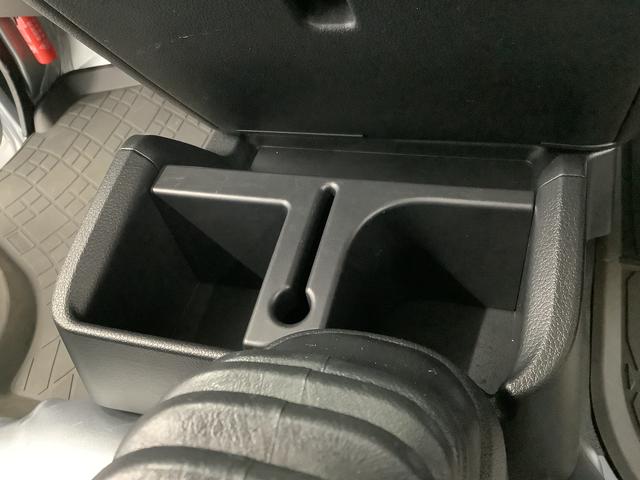 ハイゼットトラックスタンダード 4WD 5MT 3方開 荷台マット ラジオ走行無制限1年保証 4WD 荷台マット MT車 3方開 ゲートプロテクター ラバーフロアマット ドアバイザー ヘッドライトレベライザー マニュアルエアコン ラジオ マッドフラップ リアゲートチェーン(兵庫県)の中古車