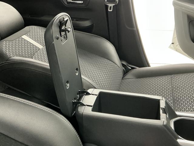 ロッキープレミアムG HEV 9インチディスプレイオーディオ USB1年保証 9インチディスプレイオーディオ パノラマモニター アダプティブクルーズコントロール ブラインドスポットモニター 前後コーナーセンサー 前席シートヒーター USB 17インチ純正アルミホイール(兵庫県)の中古車