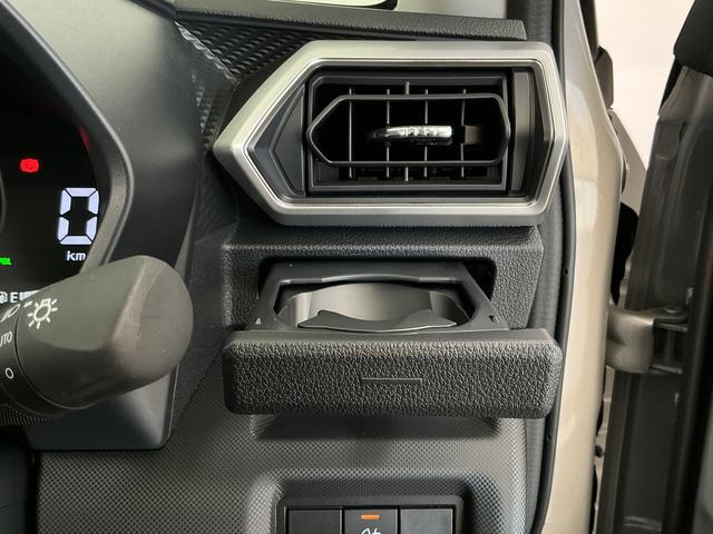 ロッキープレミアムＧ　ＨＥＶ　９インチディスプレイオーディオ　ＵＳＢ１年保証　９インチディスプレイオーディオ　パノラマモニター　アダプティブクルーズコントロール　前後コーナーセンサー　前席シートヒーター　ＵＳＢ接続　Ｂｌｕｅｔｏｏｔｈ　１７インチ純正アルミホイール（兵庫県）の中古車