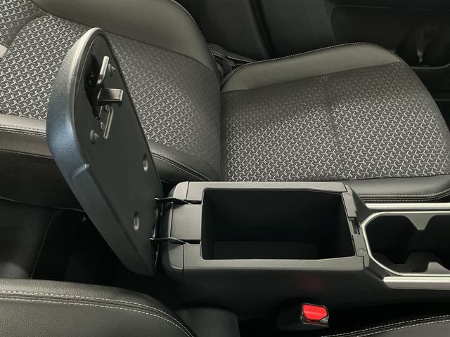 ロッキープレミアムＧ　ＨＥＶ　９インチディスプレイオーディオ　ＵＳＢ１年保証　９インチディスプレイオーディオ　パノラマモニター　アダプティブクルーズコントロール　前後コーナーセンサー　前席シートヒーター　ＵＳＢ接続　Ｂｌｕｅｔｏｏｔｈ　１７インチ純正アルミホイール（兵庫県）の中古車