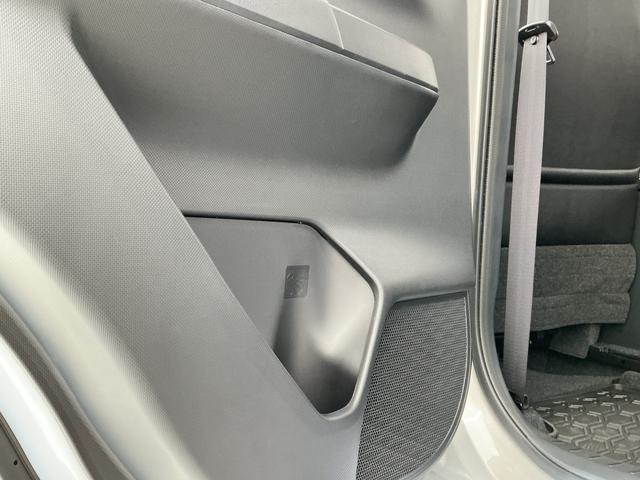 ロッキープレミアムＧ　ＨＥＶ　９インチディスプレイオーディオ　ＵＳＢ１年保証　９インチディスプレイオーディオ　パノラマモニター　アダプティブクルーズコントロール　前後コーナーセンサー　前席シートヒーター　ＵＳＢ接続　Ｂｌｕｅｔｏｏｔｈ　１７インチ純正アルミホイール（兵庫県）の中古車