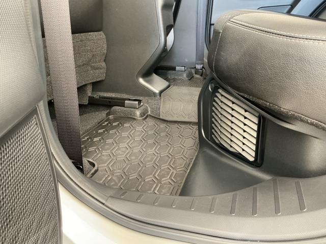 ロッキープレミアムＧ　ＨＥＶ　９インチディスプレイオーディオ　ＵＳＢ１年保証　９インチディスプレイオーディオ　パノラマモニター　アダプティブクルーズコントロール　前後コーナーセンサー　前席シートヒーター　ＵＳＢ接続　Ｂｌｕｅｔｏｏｔｈ　１７インチ純正アルミホイール（兵庫県）の中古車