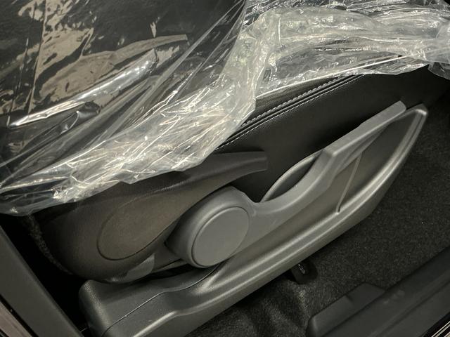 タントカスタムＸ　４ＷＤ　両側電動スライドドア　コーナーセンサー走行無制限１年保証　両側電動スライドドア　４ＷＤ　前後コーナーセンサー　前席シートヒーター　オートハイビーム　ＬＥＤヘッドライト　プッシュスタート　横滑り防止装置　１４インチ純正アルミホイール（兵庫県）の中古車