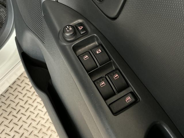 タントカスタムＸスペシャル　ワンオーナー　ＣＤオーディオ　片側電動走行無制限１年保証　ワンオーナー　ＵＳＢ　ＣＤオーディオ　片側電動スライドドア　ＨＩＤヘッドライト　アイドリングストップ　スマートキー　オートエアコン　ドアバイザー　１４インチ純正アルミホイール（兵庫県）の中古車