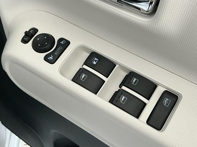 ムーヴキャンバスストライプスＧ　ワンオーナー　前後コーナーセンサー　両側電動走行無制限１年保証　両側電動スライドドア　ワンオーナー　前後コーナーセンサー　前席シートヒーター　ホットカップホルダー　オートハイビーム　ＬＥＤヘッドライト　オートブレーキホールド　横滑り防止装置（兵庫県）の中古車