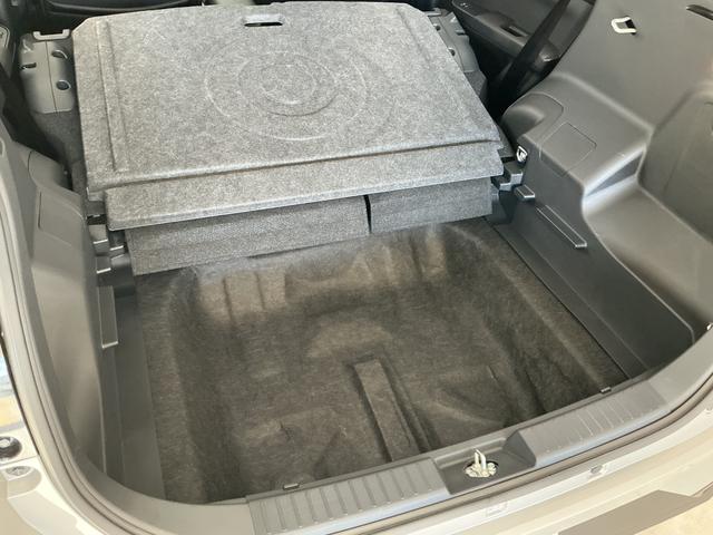 ロッキープレミアムＧ　ターボ　４ＷＤ　クルコン　前後コーナーセンサー走行無制限１年保証　前後コーナーセンサー　４ＷＤ　アダプティブクルーズコントロール　前席シートヒーター　オートハイビーム　ＬＥＤヘッドライト　横滑り防止装置　スマートキー　１７インチ純正アルミホイール（兵庫県）の中古車