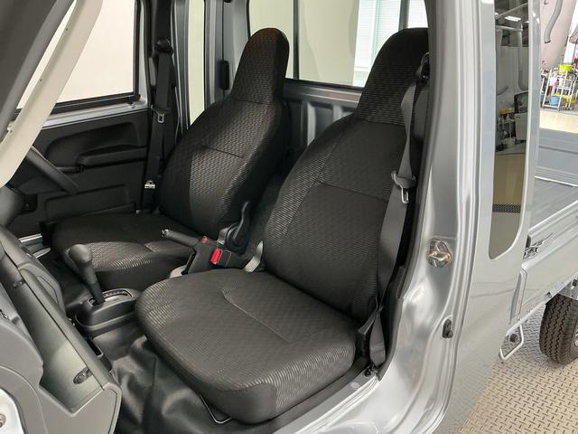 ハイゼットトラックジャンボエクストラ　４ＷＤ　ＣＶＴ　コーナーセンサー　３方開走行無制限１年保証　前後コーナーセンサー　４ＷＤ　ＣＶＴ車　３方開　荷台作業灯　リアゲートチェーン　オートハイビーム　ＬＥＤヘッドライト　アイドリングストップ　プッシュスタート　横滑り防止装置（兵庫県）の中古車