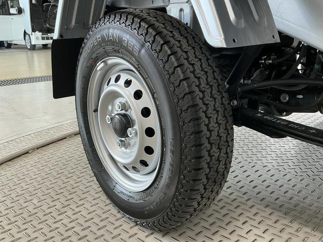 ハイゼットトラックジャンボエクストラ　４ＷＤ　ＣＶＴ　コーナーセンサー　３方開走行無制限１年保証　前後コーナーセンサー　４ＷＤ　ＣＶＴ車　３方開　荷台作業灯　リアゲートチェーン　オートハイビーム　ＬＥＤヘッドライト　アイドリングストップ　プッシュスタート　横滑り防止装置（兵庫県）の中古車