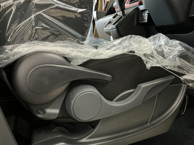 タントファンクロス　９インチディスプレイオーディオ　シートヒーター１年保証　９インチディスプレイオーディオ　バックカメラ　両側電動スライドドア　前後コーナーセンサー　前席シートヒーター　ルーフレール　ＵＳＢ　ＨＤＭＩ　オートハイビーム　１４インチ純正アルミホイール（兵庫県）の中古車