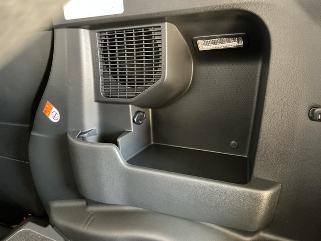 トールカスタムＧ　ターボ　９インチナビ　ドラレコ　ＥＴＣ　クルコン１年保証　９インチナビＴＶ　ＵＳＢ　ＥＴＣ　ドラレコ　パノラマモニター　アダプティブクルーズコントロール　両側電動スライドドア　前後コーナーセンサー　前席シートヒーター　１５インチ純正アルミホイール（兵庫県）の中古車