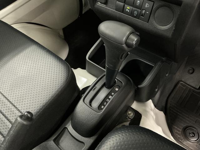 ハイゼットトラックスタンダード 雹害車両 CVT車 ワンオーナー バックソナー雹害車両 1年保証 CVT ワンオーナー バックソナー 3方開 ゲートプロテクター アイドリングストップ 横滑り防止装置 オートライト ドアバイザー ヘッドライトレベライザー ラジオ スペアタイヤ(兵庫県)の中古車