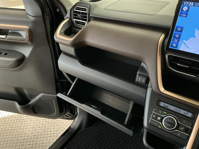 ムーヴＲＳ　ターボ　１０インチナビＴＶ　前後ドラレコ　クルコン１年保証　ノーブルシックスタイル　１０インチナビ　前後ドラレコ　パノラマモニター　室内カメラ　アダプティブクルーズコントロール　両側電動スライドドア　前後コーナーセンサー　１５インチ純正アルミホイール（兵庫県）の中古車