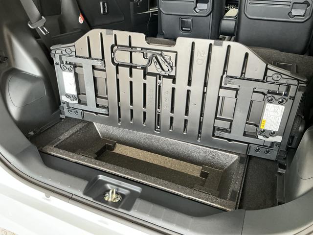 タントカスタムＲＳ　ターボ　４ＷＤ　９インチディスプレイオーディオ１年保証　９インチディスプレイオーディオ　４ＷＤ　バックカメラ　両側電動スライドドア　前後コーナーセンサー　前席シートヒーター　Ｂｌｕｅｔｏｏｔｈ　ＬＥＤヘッドライト　１５インチ純正アルミホイール（兵庫県）の中古車