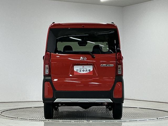 タントファンクロス　９インチディスプレイオーディオ　シートヒーター１年保証　９インチディスプレイオーディオ　バックカメラ　両側電動スライドドア　前後コーナーセンサー　前席シートヒーター　ルーフレール　Ｂｌｕｅｔｏｏｔｈ　オートハイビーム　１４インチ純正アルミホイール（兵庫県）の中古車