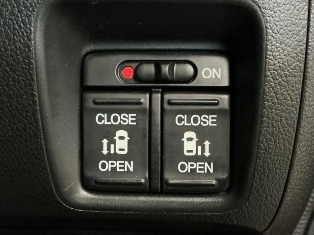 Ｎ−ＢＯＸカスタムＧ　ナビ　ＥＴＣ　バックカメラ　両側電動スライドドア　ＴＶ１年保証　ナビＴＶ　ＥＴＣ　バックカメラ　両側電動スライドドア　ＨＩＤヘッドライト　ＣＤ　ＤＶＤ再生　オートライト　１４インチ純正アルミホイール　オートエアコン　横滑り防止装置　プッシュスタート（兵庫県）の中古車