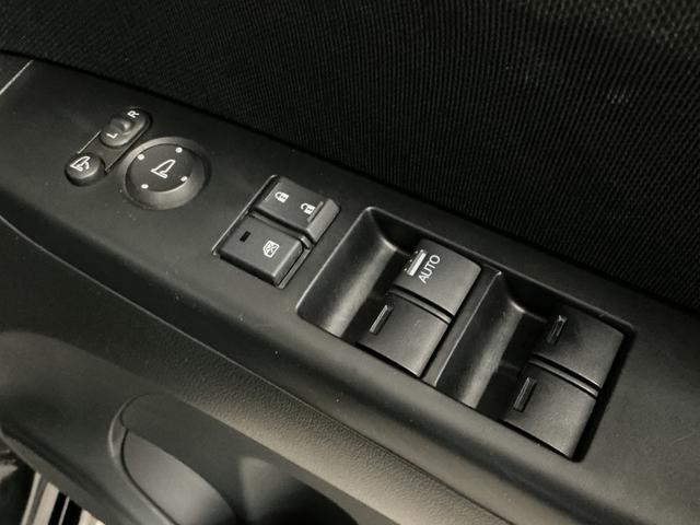 Ｎ−ＢＯＸカスタムＧ　ナビ　ＥＴＣ　バックカメラ　両側電動スライドドア　ＴＶ１年保証　ナビＴＶ　ＥＴＣ　バックカメラ　両側電動スライドドア　ＨＩＤヘッドライト　ＣＤ　ＤＶＤ再生　オートライト　１４インチ純正アルミホイール　オートエアコン　横滑り防止装置　プッシュスタート（兵庫県）の中古車