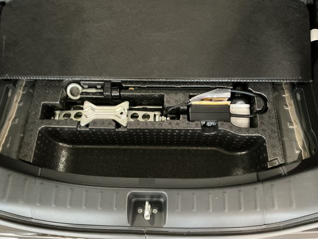 Ｎ−ＢＯＸカスタムＧ　ナビ　ＥＴＣ　バックカメラ　両側電動スライドドア　ＴＶ１年保証　ナビＴＶ　ＥＴＣ　バックカメラ　両側電動スライドドア　ＨＩＤヘッドライト　ＣＤ　ＤＶＤ再生　オートライト　１４インチ純正アルミホイール　オートエアコン　横滑り防止装置　プッシュスタート（兵庫県）の中古車