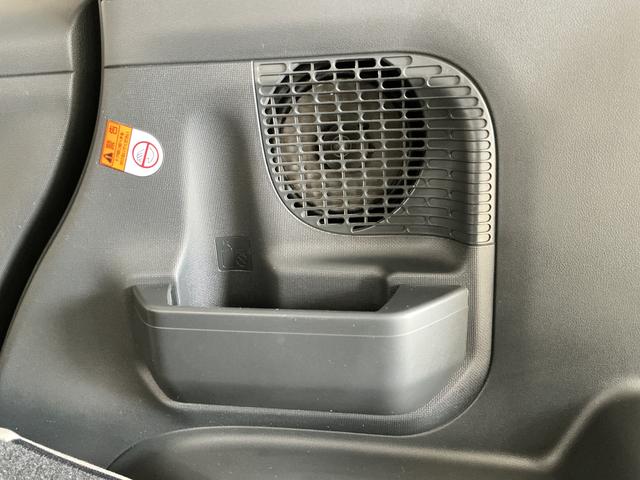 ムーヴキャンバスＧメイクアップリミテッド　ＳＡIII　ワンオーナー　ナビＴＶ１年保証　ワンオーナー　８インチナビＴＶ　ＥＴＣ　パノラマモニター　両側電動スライドドア　運転席シートヒーター　１４インチＭＩＮＩＬＩＴＥアルミ　Ｂｌｕｅｔｏｏｔｈ　ウインドシールドディアイサー（兵庫県）の中古車