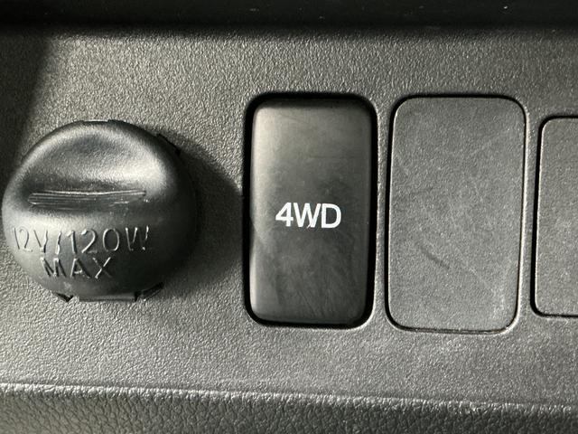 ハイゼットトラックローダンプ　４ＷＤ　ＡＴ車　禁煙　ワンオーナー　３方開走行無制限１年保証　４ＷＤ　ワンオーナー　ＡＴ　禁煙車　３方開　ゲートプロテクター　ドアバイザー　ヘッドライトレベライザー　アクセサリーソケット　マニュアルエアコン　スペアタイヤ　ラバーフロアマット（兵庫県）の中古車