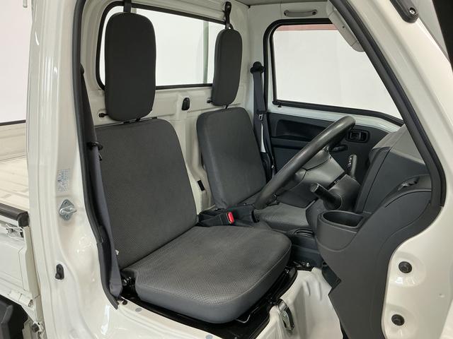 ハイゼットトラックローダンプ　４ＷＤ　ＡＴ車　禁煙　ワンオーナー　３方開走行無制限１年保証　４ＷＤ　ワンオーナー　ＡＴ　禁煙車　３方開　ゲートプロテクター　ドアバイザー　ヘッドライトレベライザー　アクセサリーソケット　マニュアルエアコン　スペアタイヤ　ラバーフロアマット（兵庫県）の中古車