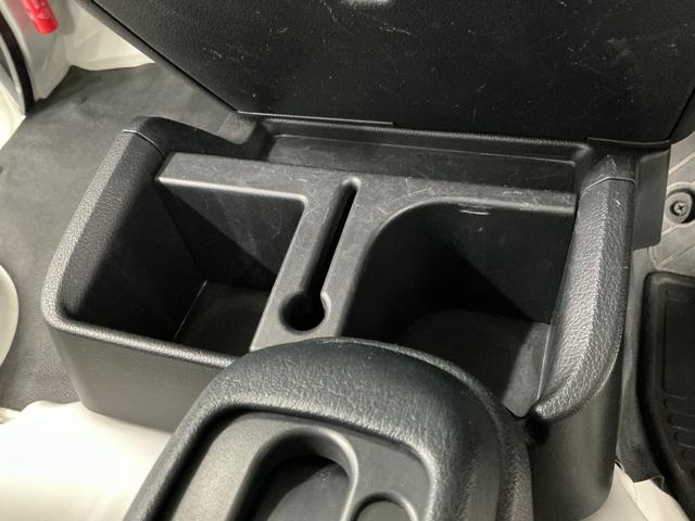 ハイゼットトラックローダンプ　４ＷＤ　ＡＴ車　禁煙　ワンオーナー　３方開走行無制限１年保証　４ＷＤ　ワンオーナー　ＡＴ　禁煙車　３方開　ゲートプロテクター　ドアバイザー　ヘッドライトレベライザー　アクセサリーソケット　マニュアルエアコン　スペアタイヤ　ラバーフロアマット（兵庫県）の中古車