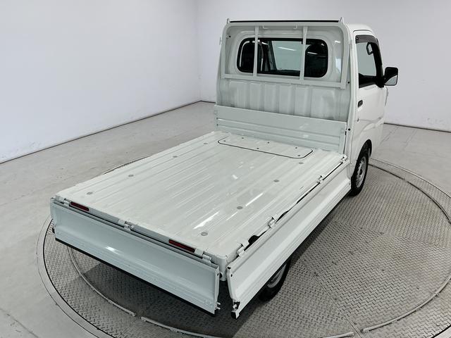 ハイゼットトラックローダンプ　４ＷＤ　ＡＴ車　禁煙　ワンオーナー　３方開走行無制限１年保証　４ＷＤ　ワンオーナー　ＡＴ　禁煙車　３方開　ゲートプロテクター　ドアバイザー　ヘッドライトレベライザー　アクセサリーソケット　マニュアルエアコン　スペアタイヤ　ラバーフロアマット（兵庫県）の中古車