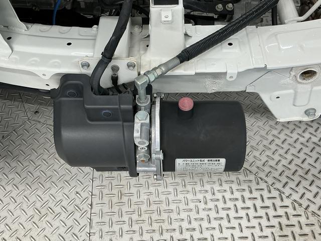 ハイゼットトラックローダンプ　４ＷＤ　ＡＴ車　禁煙　ワンオーナー　３方開走行無制限１年保証　４ＷＤ　ワンオーナー　ＡＴ　禁煙車　３方開　ゲートプロテクター　ドアバイザー　ヘッドライトレベライザー　アクセサリーソケット　マニュアルエアコン　スペアタイヤ　ラバーフロアマット（兵庫県）の中古車