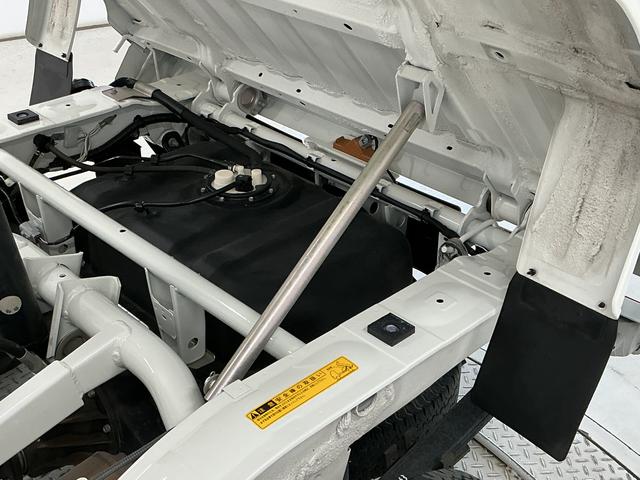 ハイゼットトラックローダンプ　４ＷＤ　ＡＴ車　禁煙　ワンオーナー　３方開走行無制限１年保証　４ＷＤ　ワンオーナー　ＡＴ　禁煙車　３方開　ゲートプロテクター　ドアバイザー　ヘッドライトレベライザー　アクセサリーソケット　マニュアルエアコン　スペアタイヤ　ラバーフロアマット（兵庫県）の中古車