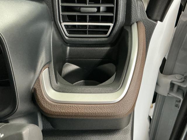 ムーヴＧ　両側電動スライドドア　コーナーセンサー　シートヒーター走行無制限１年保証　両側電動スライドドア　前後コーナーセンサー　前席シートヒーター　オートマチックハイビーム　ＬＥＤヘッドライト　横滑り防止装置　オートブレーキホールド　１４インチ純正アルミホイール（兵庫県）の中古車