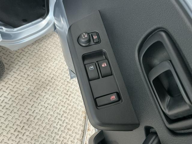 ハイゼットトラックジャンボエクストラ　４ＷＤ　ＣＶＴ　コーナーセンサー　３方開走行無制限１年保証　前後コーナーセンサー　４ＷＤ　ＣＶＴ車　３方開　荷台作業灯　オートハイビーム　ＬＥＤヘッドライト　アイドリングストップ　プッシュスタート　横滑り防止装置　リアゲートチェーン（兵庫県）の中古車