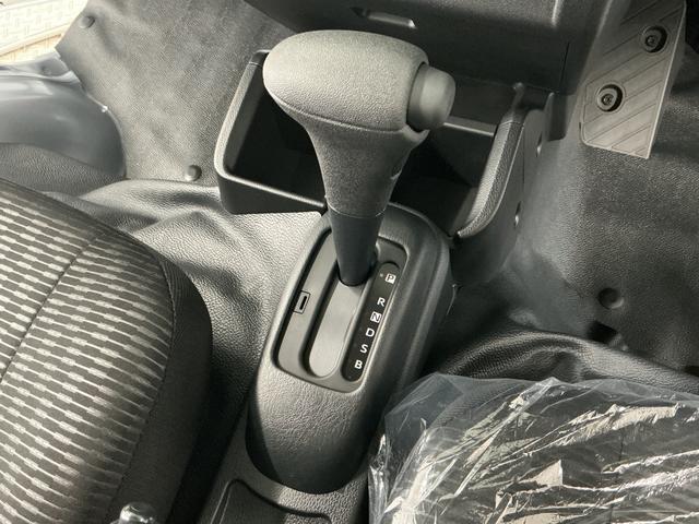 ハイゼットトラックジャンボエクストラ　４ＷＤ　ＣＶＴ　コーナーセンサー　３方開走行無制限１年保証　前後コーナーセンサー　４ＷＤ　ＣＶＴ車　３方開　荷台作業灯　オートハイビーム　ＬＥＤヘッドライト　アイドリングストップ　プッシュスタート　横滑り防止装置　リアゲートチェーン（兵庫県）の中古車