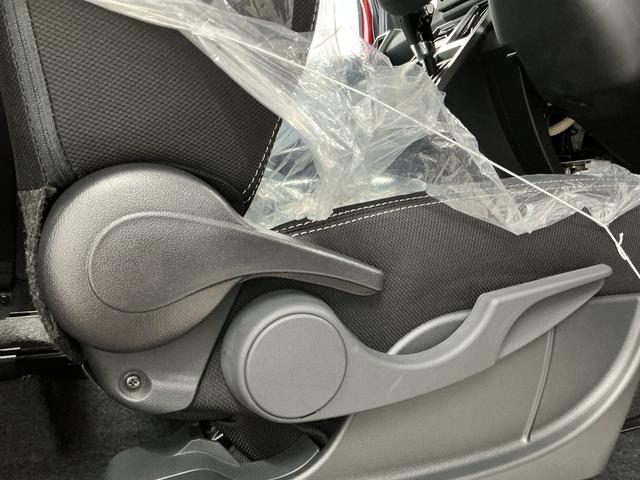 タフトＧ　ダーククロムベンチャー　アダプティブクルーズコントロール走行無制限１年保証　前後コーナーセンサー　アダプティブクルーズコントロール　シートヒーター　１５インチ純正アルミホイール　ＵＳＢチャージャー　オートブレーキホールド　電子パーキング　横滑り防止装置（兵庫県）の中古車