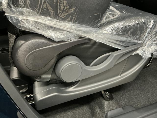 タントカスタムX 4WD 両側電動スライドドア コーナーセンサー走行無制限1年保証 両側電動スライドドア 4WD 前後コーナーセンサー 前席シートヒーター オートハイビーム LEDヘッドライト プッシュスタート 横滑り防止装置 14インチ純正アルミホイール(兵庫県)の中古車