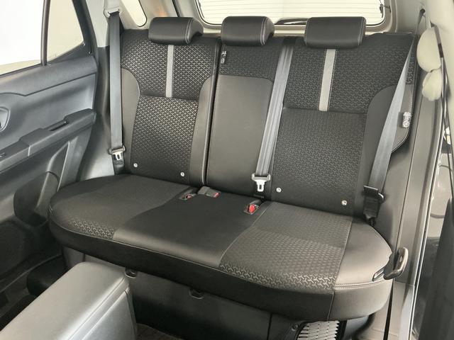 ロッキープレミアムＧ　ＨＥＶ　ワンオーナー　クルコン　シートヒーター走行無制限１年保証　前後コーナーセンサー　ワンオーナー　アダプティブクルーズコントロール　前席シートヒーター　オートハイビーム　ＬＥＤヘッドライト　プッシュスタート　１７インチ純正アルミホイール（兵庫県）の中古車