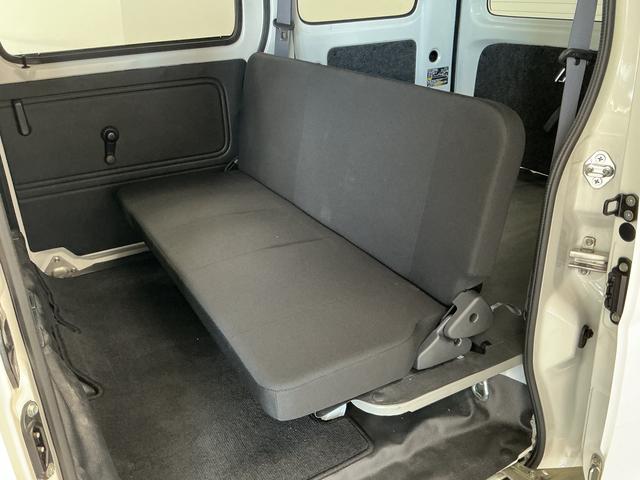 ハイゼットカーゴデラックスSAIII 4WD AT ワンオーナー ETC走行無制限1年保証 4WD ワンオーナー AT車 ETC リアコーナーセンサー オートハイビーム アイドリングストップ キーレス 横滑り防止装置 ヘッドライトレベライザー パワーウィンドウ ラジオ(兵庫県)の中古車