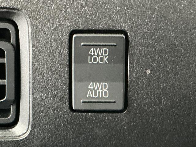 ハイゼットカーゴＤＸ　ワンオーナー　４ＷＤ　ラジオデッキ　コーナーセンサー１年保証　１オーナ　切替式４ＷＤ　ＥＴＣ　ラジオデッキ　ＣＶＴ車　前後コーナーセンサー　キーレスエントリー　ＬＥＤヘッドライト　オートハイビーム　横滑り防止装置　ドアバイザー　アイドリングストップ（兵庫県）の中古車