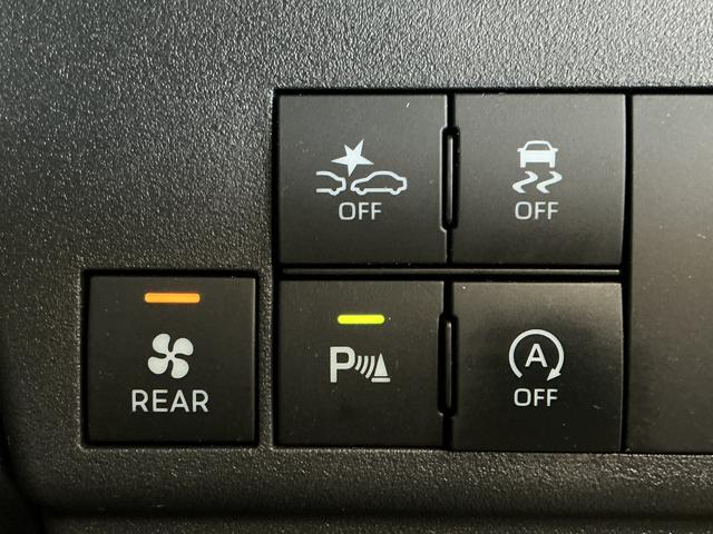 ハイゼットカーゴＤＸ　ワンオーナー　４ＷＤ　ラジオデッキ　コーナーセンサー１年保証　１オーナ　切替式４ＷＤ　ＥＴＣ　ラジオデッキ　ＣＶＴ車　前後コーナーセンサー　キーレスエントリー　ＬＥＤヘッドライト　オートハイビーム　横滑り防止装置　ドアバイザー　アイドリングストップ（兵庫県）の中古車