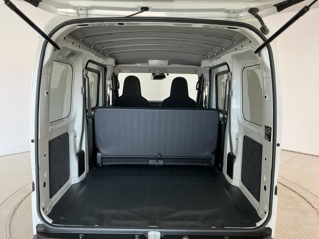 ハイゼットカーゴＤＸ　ワンオーナー　４ＷＤ　ラジオデッキ　コーナーセンサー１年保証　１オーナ　切替式４ＷＤ　ＥＴＣ　ラジオデッキ　ＣＶＴ車　前後コーナーセンサー　キーレスエントリー　ＬＥＤヘッドライト　オートハイビーム　横滑り防止装置　ドアバイザー　アイドリングストップ（兵庫県）の中古車