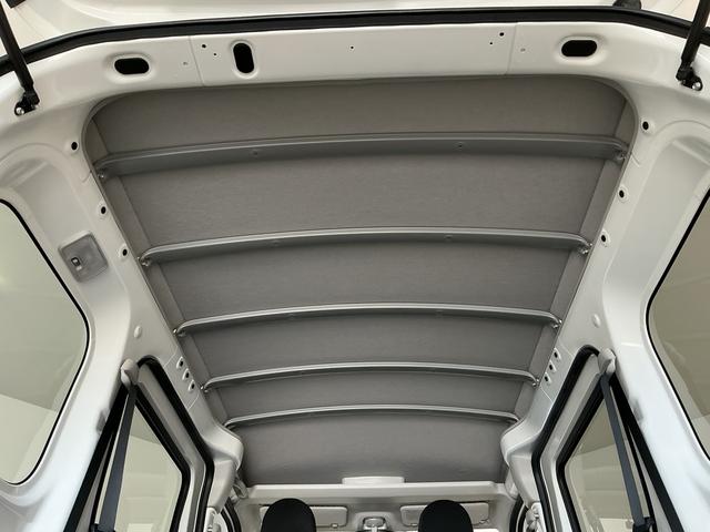 ハイゼットカーゴＤＸ　ワンオーナー　４ＷＤ　ラジオデッキ　コーナーセンサー１年保証　１オーナ　切替式４ＷＤ　ＥＴＣ　ラジオデッキ　ＣＶＴ車　前後コーナーセンサー　キーレスエントリー　ＬＥＤヘッドライト　オートハイビーム　横滑り防止装置　ドアバイザー　アイドリングストップ（兵庫県）の中古車