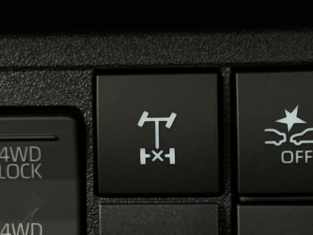 ハイゼットトラックジャンボエクストラ　４ＷＤ　ＣＶＴ　コーナーセンサー　３方開走行無制限１年保証　前後コーナーセンサー　４ＷＤ　ＣＶＴ車　３方開　荷台作業灯　オートハイビーム　ＬＥＤヘッドライト　アイドリングストップ　プッシュスタート　横滑り防止装置　リアゲートチェーン（兵庫県）の中古車