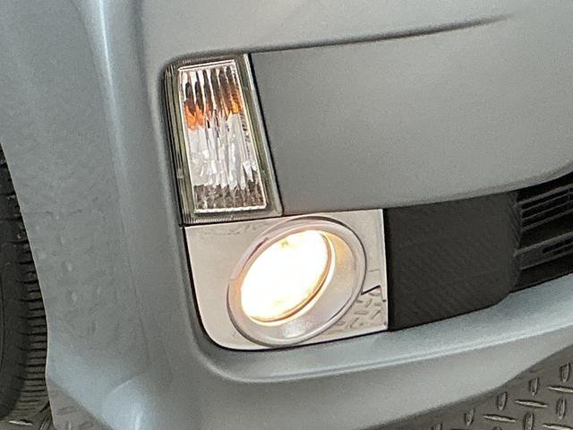 ムーヴカスタム　Ｘ　ＳＡ　ナビＴＶ　バックカメラ　スマートキー走行無制限１年保証　ナビ　バックカメラ　ワンセグＴＶ　ＬＥＤヘッドライト　アイドリングストップ　横滑り防止装置　スマートキー　オートライト　オートエアコン　ドアバイザー　１４インチ純正アルミホイール（兵庫県）の中古車