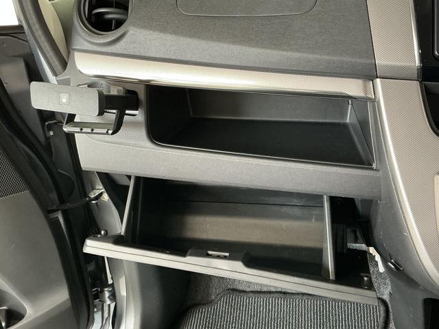 ムーヴカスタム　Ｘ　ＳＡ　ナビＴＶ　バックカメラ　スマートキー走行無制限１年保証　ナビ　バックカメラ　ワンセグＴＶ　ＬＥＤヘッドライト　アイドリングストップ　横滑り防止装置　スマートキー　オートライト　オートエアコン　ドアバイザー　１４インチ純正アルミホイール（兵庫県）の中古車