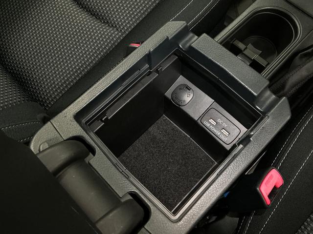 フォレスター２．０ｉ　４ＷＤ　ＥＴＣ　１７インチアルミホイール　キーレス１年保証　４ＷＤ　ＥＴＣ　横滑り防止装置　１７インチ純正アルミホイール　ＬＥＤヘッドライト　オートエアコン　アイドリングストップ　電動格納ミラー　運転席シートリフター　アクセサリーソケット　キーレス（兵庫県）の中古車