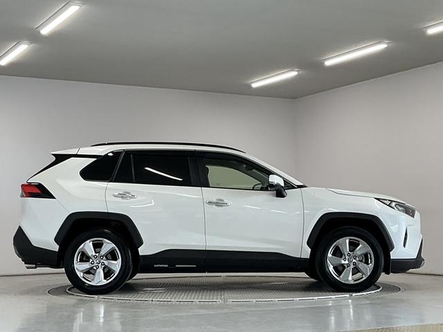 ＲＡＶ４Ｇ　４ＷＤ　禁煙　１オーナー　９インチナビ　ドラレコ　ＥＴＣ１年保証　４ＷＤ　禁煙車　ワンオーナー　９インチナビＴＶ　ドラレコ　ＥＴＣ　バックカメラ　衝突軽減ブレーキ　レーダークルーズコントロール　パワーバックドア　コーナーセンサー　１８インチアルミホイール（兵庫県）の中古車