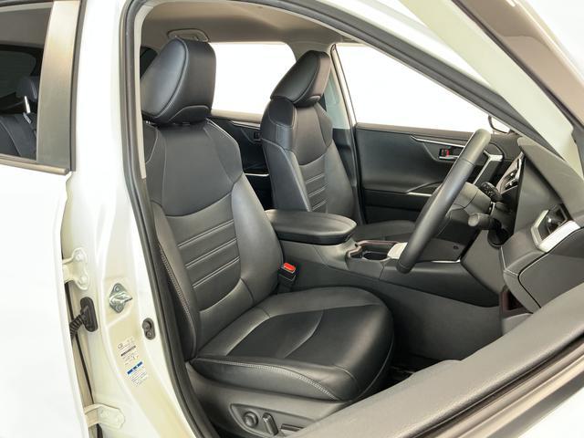 ＲＡＶ４Ｇ　４ＷＤ　禁煙　１オーナー　９インチナビ　ドラレコ　ＥＴＣ１年保証　４ＷＤ　禁煙車　ワンオーナー　９インチナビＴＶ　ドラレコ　ＥＴＣ　バックカメラ　衝突軽減ブレーキ　レーダークルーズコントロール　パワーバックドア　コーナーセンサー　１８インチアルミホイール（兵庫県）の中古車