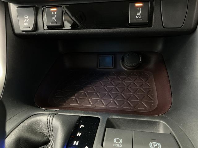 ＲＡＶ４Ｇ　４ＷＤ　禁煙　１オーナー　９インチナビ　ドラレコ　ＥＴＣ１年保証　４ＷＤ　禁煙車　ワンオーナー　９インチナビＴＶ　ドラレコ　ＥＴＣ　バックカメラ　衝突軽減ブレーキ　レーダークルーズコントロール　パワーバックドア　コーナーセンサー　１８インチアルミホイール（兵庫県）の中古車