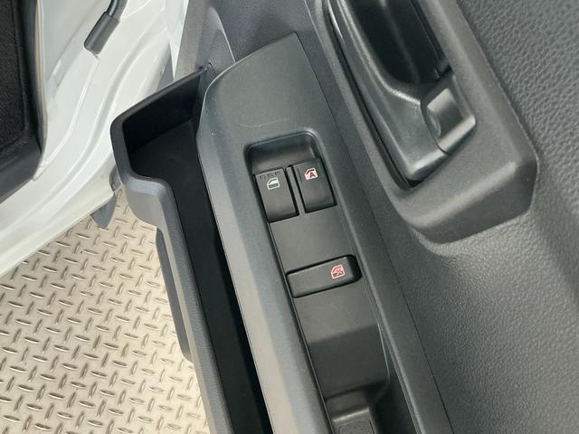 ハイゼットカーゴＤＸ　雹害車両　ＣＶＴ　１オーナー　ＥＴＣ　コーナーセンサー雹害車両　１年保証　前後コーナーセンサー　ＣＶＴ車　ワンオーナー　ＥＴＣ　オートハイビーム　アイドリングストップ　キーレスエントリー　横滑り防止装置　ドアバイザー　ヘッドライトレベライザー　ラジオ（兵庫県）の中古車